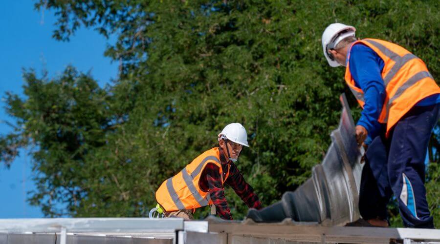 Professional new roof installation services in Bradenton Beach, FL